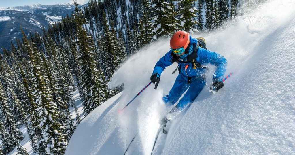 Spring-Skiing-in-Colorado